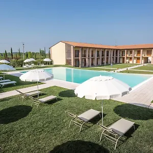 https://tenuta-la-borghetta.it-lombardy.com